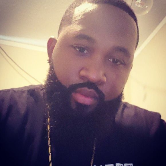 Meet your Posher, George - Picture 1 of 1